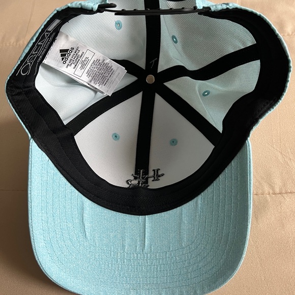 Adidas golf cap - Picture 2 of 4